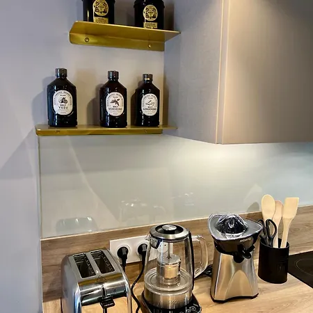 Yugen Palladio - Fully Renovated On A Prime Location, Direct Access, Heated Pool, Private Terrace & Patio, Private Parking Lot Apartamento *