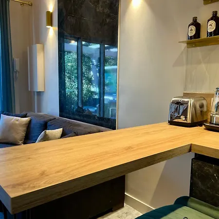 Apartamento Yugen Palladio - Fully Renovated On A Prime Location, Direct Access, Heated Pool, Private Terrace & Patio, Private Parking Lot
