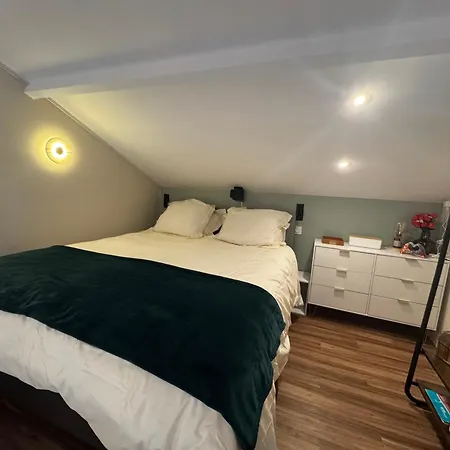 Yugen Palladio - Fully Renovated On A Prime Location, Direct Access, Heated Pool, Private Terrace & Patio, Private Parking Lot Apartment